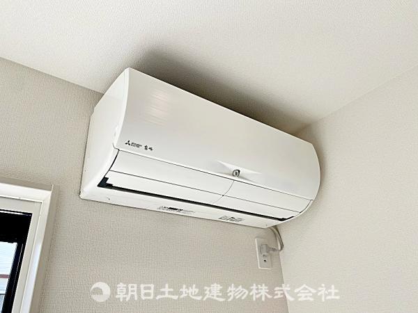 エアコンも新設されています。 【設備】冷暖房・空調設備