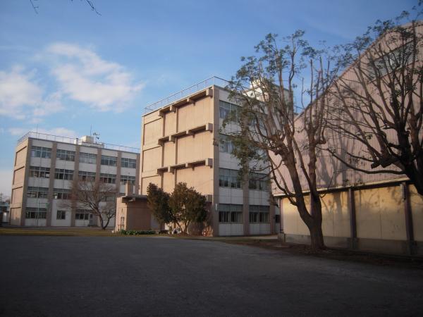 大和市立鶴間中学校650ｍ 【周辺環境】中学校