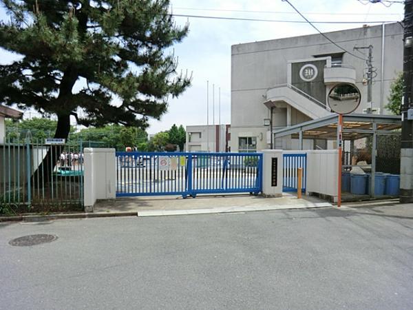 川崎市立宮内中学校まで333ｍ 【周辺環境】中学校