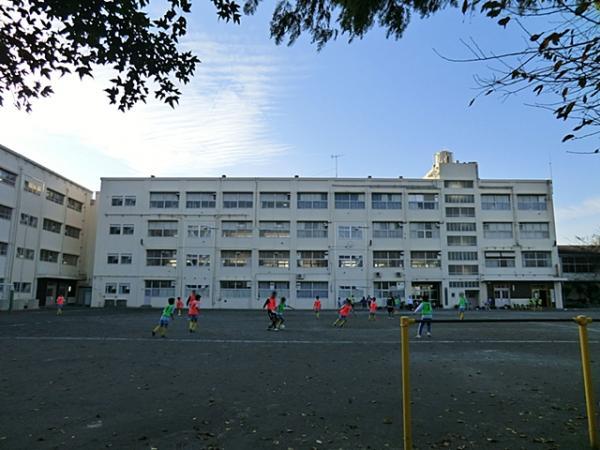 横浜市立深谷小学校430ｍ 【周辺環境】小学校