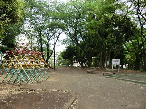 宮崎第一公園まで徒歩2分! 【周辺環境】公園