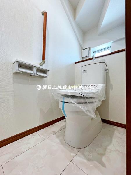 快適な洗浄機能付トイレ 【内外観】トイレ
