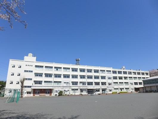 横浜市立上川井小学校1000ｍ 【周辺環境】小学校
